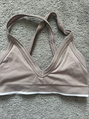 Prozis Seamless V-Neck Sports Bralette in Mauve Taupe